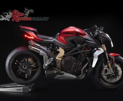 BikeReview-MV-Agusta-Brutale-1000-Serio-Oro (3)