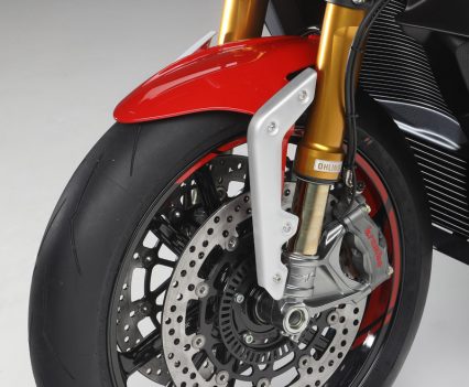 Bikereview-2020-MV-Agusta-Brutale-1000RR-20