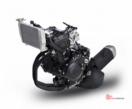 BikeReview-2020-Yamaha-YZF-R3-16