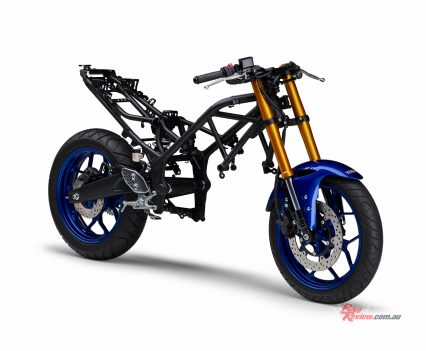 BikeReview-2020-Yamaha-YZF-R3-20