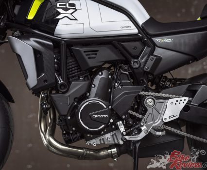 The 700CL-X uses the a similar powerplant to the 650MT with a longer stroke, bringing the capacity up to 693cc.