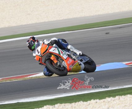 BikeReview_AlitaliaRSV4Aprilia_Biaggi_Ware (8)