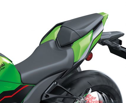 BikeReview-2021-Ninja-ZX-10R-RR (26)