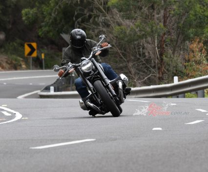 Bikereview-2021-BMW-R18-1stEdition-52