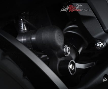 Fully adjustable Showa piggyback reservoir RSU with remote hydraulic preload adjuster.