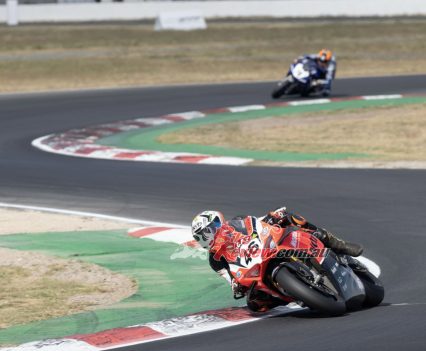 BikeReview-ASBK-WInton-Superbike (4)