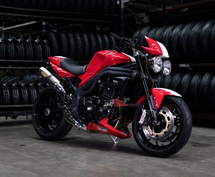 Then in 2005 Triumph delivered heaps more power as well as acres more grunt by stroking the engine to produce 79 x 71.4 mm dimensions.