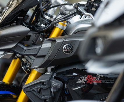 BikeReview-2021-Yamaha-MT-09-Road-Test-17