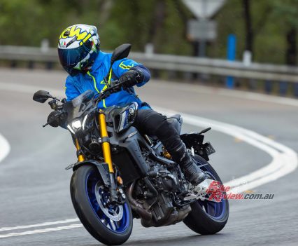 BikeReview-2021-Yamaha-MT-09-Road-Test-30