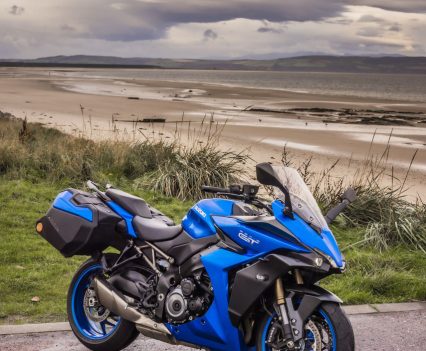 BikeReview-2022-Suzuki-GSX-S1000GT-23