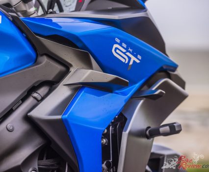 BikeReview-2022-Suzuki-GSX-S1000GT-38