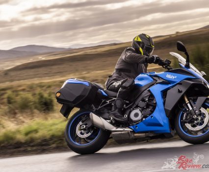 BikeReview-2022-Suzuki-GSX-S1000GT-82