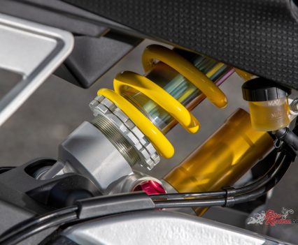 Fully adjustable Sachs shock.