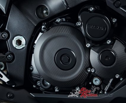 BikeReview_14_CARBON_CLUTCH_COVER copy