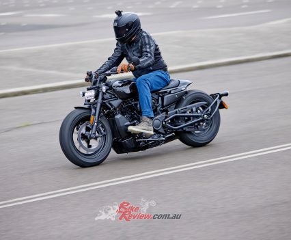 Comfy yet cruiser-sport styled riding position makes the Sportster S easy to throw around.