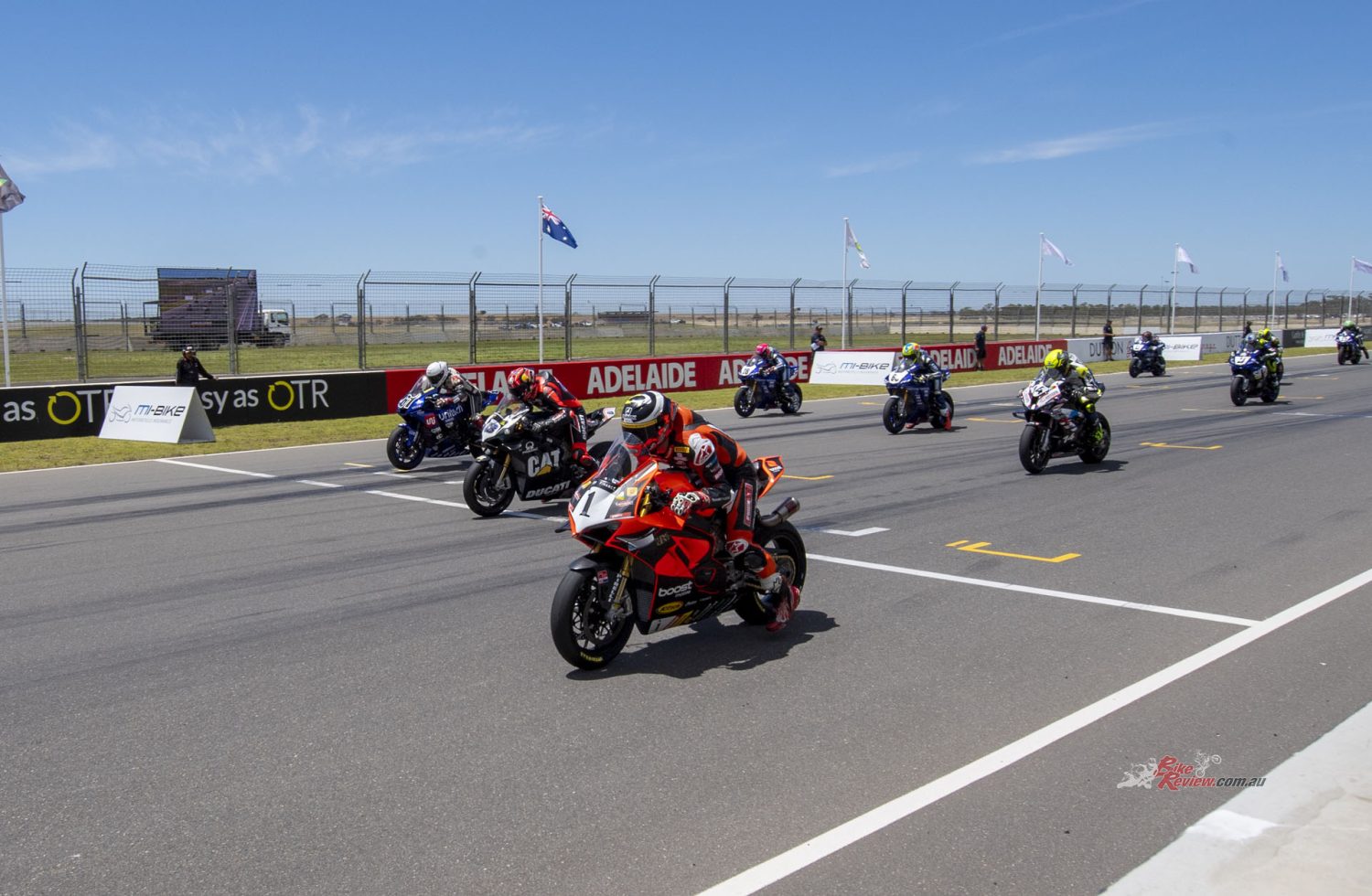 Maxwell get the jump. He dominated on his V4R for the entire weekend.