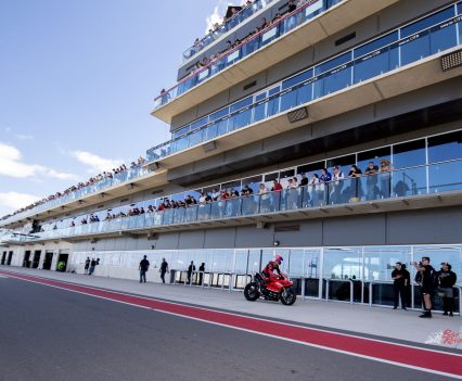 This year, seven spectacular national classes will compete for supremacy and glory across the 3-day-event showcasing Australia’s top two-wheeled warriors, alongside the stars of the future.