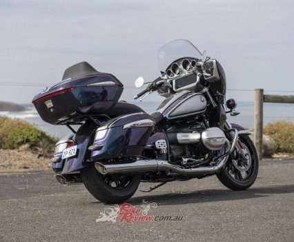 Twin 300mm disc brakes and a four piston fixed calliper up the front.