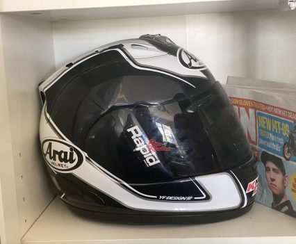 2011 race and test Arai.