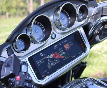 Analogue gauges mixed with a massive TFT screen!