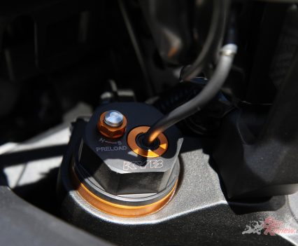 Semi-active electronic forks.