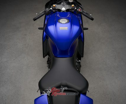 Narrow seat setup. Perfect to tuck in.