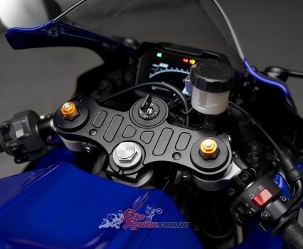 Cool M1 inspired top triple-clamp.