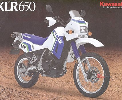The adventure machine still retains the classic KLR look.