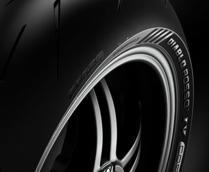 The side areas have a softer compound, also Full Silica.