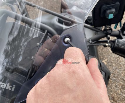 Adjustable screen, manually, the old way, only takes a few minutes.