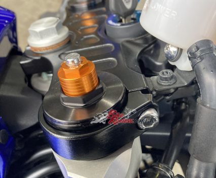 The HO version had soft forks, but the setting suited our bumpy roads and quickened the steering.