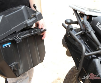 Easily removable paniers.