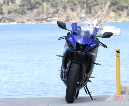 The new Yamaha R7 definitely looks the part....