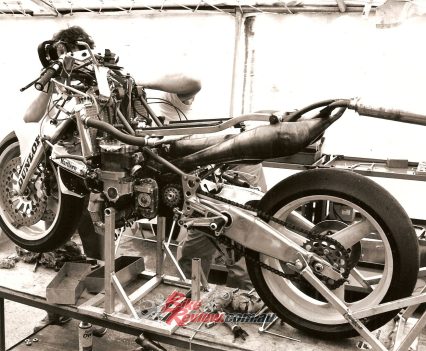 Chassis tweaks are made easy by the wishbone front.