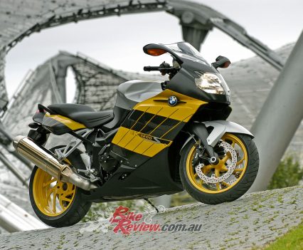 BMW K1 200 S with the wishbone front.