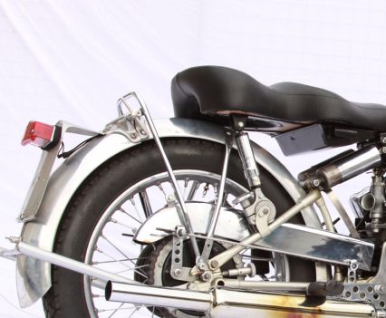 The rear guard was hinged to allow easy rear wheel access.