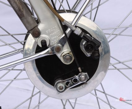 Dual drum brakes front and rear was extreme for the Black Shadow’s era.