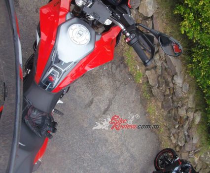 Hopping on the Ride Vision Australia BMW F 900 XR to test the system out.