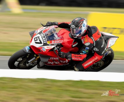 By 10 am the sun was out, the fog cleared, and we settled in for what would be a great day of racing…