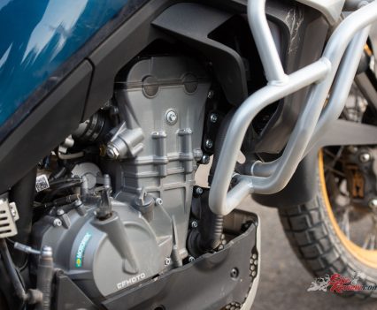 KTM’s potent 799cc parallel twin produces 70kW@8000rpm and 88Nm@6600rpm.