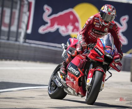 Q2 then got underway and it was Miller who was the early pacesetter. Continuing the Ducati domination!