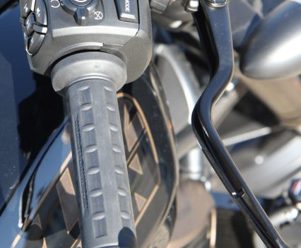 Radial pull Brembo master-cylinder.