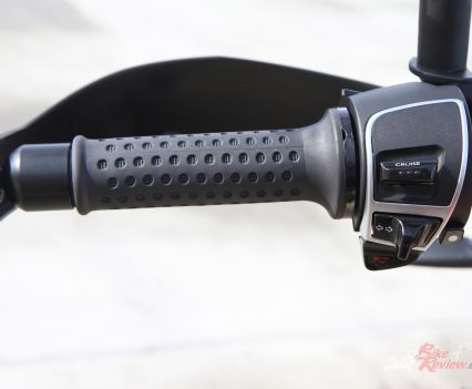 Cruise control enabled through the 'bars.