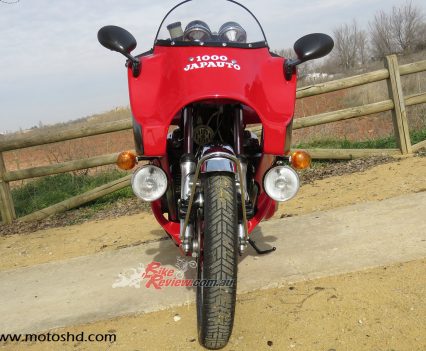 Japauto 1000VX Road Bike. Photo Credit: Moto Antigus.