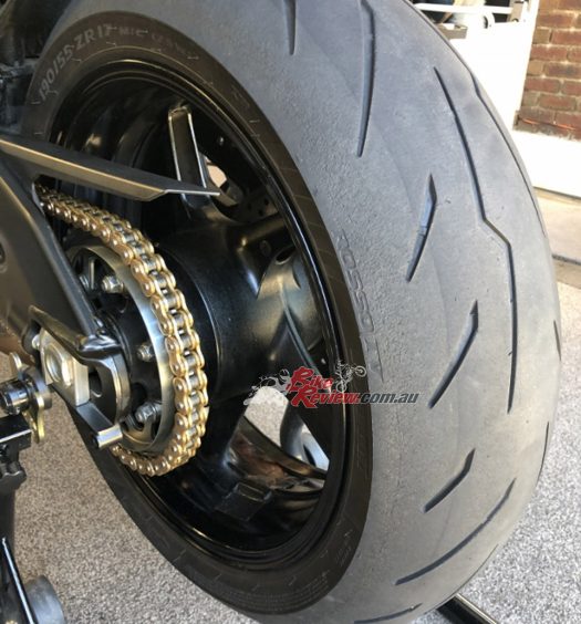 Easy and safe scrub-in with the Pirelli Diablo Rosso IV.