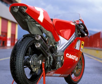 Cagiva V592.