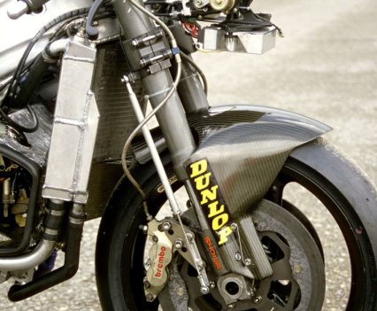 Conservative 25 degree head angle.