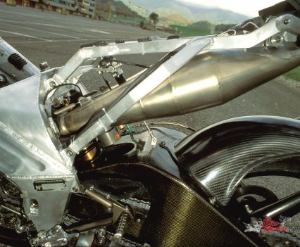 Frame and expansion chambers are a work of art.