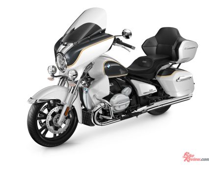 2023 BMW R 18 Transcontinental Mineral white metallic-Meteoric Dust Gold