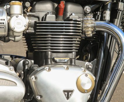 105Nm@3500rpm and 80hp@6,550rpm.